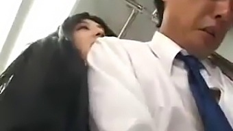 Vividor'S Public Bus Handjob Adventure With An Asian Beauty