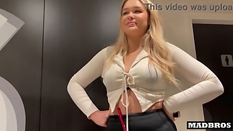 A British Manager Has Sex In The Toilet And Elevator At Work
