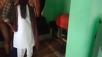 Indian Sorority Sister'S First Anal Experience Taped And Leaked